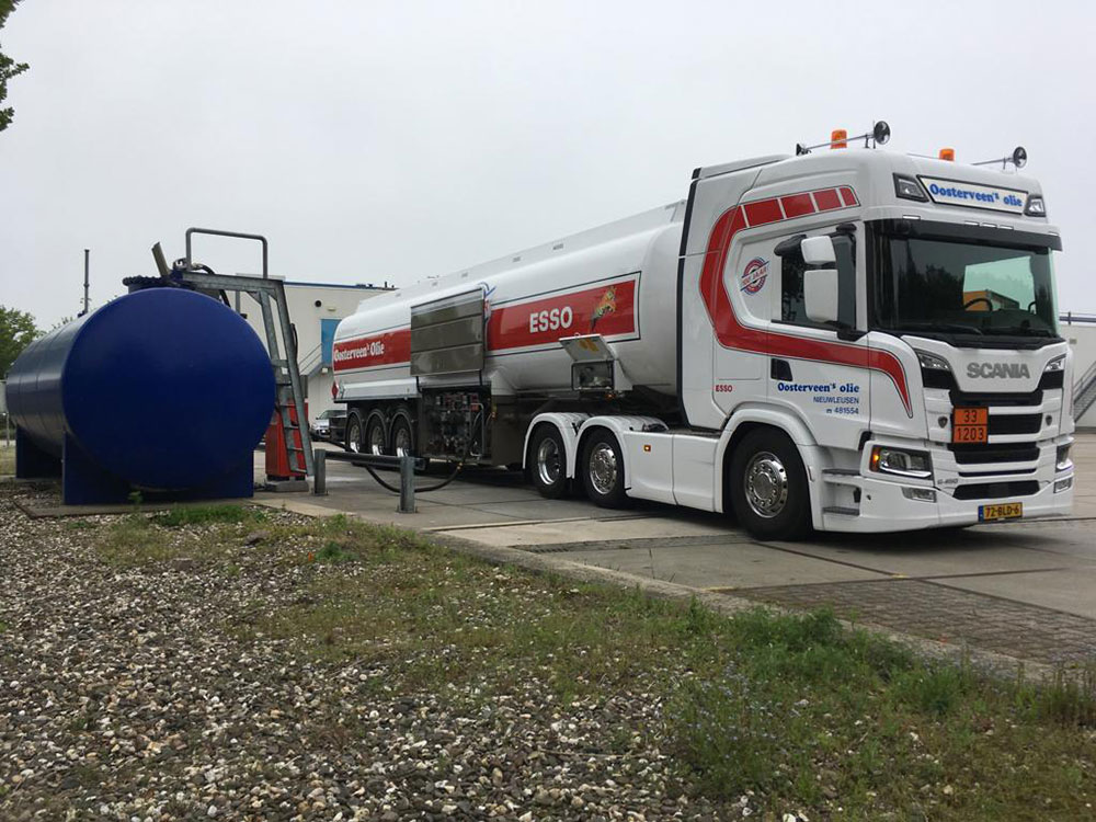 side_2_Esso_Brandstoffen_Oosterveen_Olie